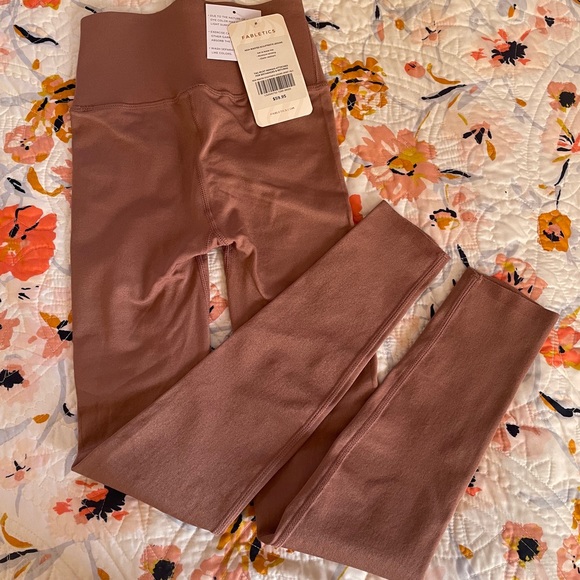 Fabletics High-Wasted Sculptknit Legging XS-Short - Picture 7 of 8